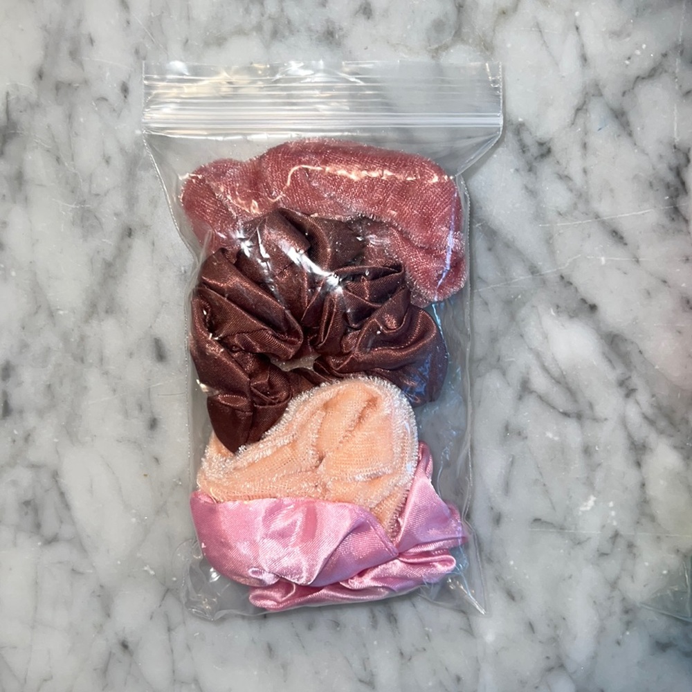 Bundle of scrunchies | pink tones